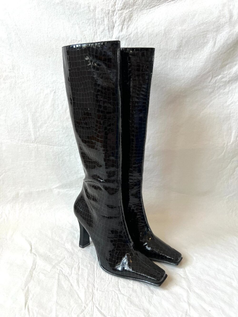 y2k boots Bakers knee high black patent leather croc square toe size 8 heeled